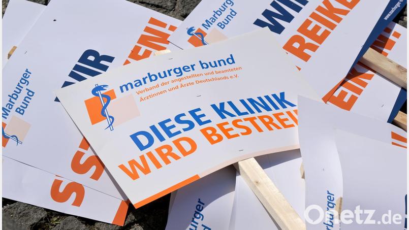 Die Ärzte an kommunalen Krankenhäusern wollen mehr Geld und bessere Arbeitsbedingungen, der Marburger Bund ruft zum Warnstreik auf. Symbolbild: Peter Kneffel/dpa