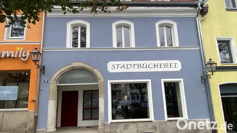 Die Städtische Bücherei in Vohenstrauß am Marktplatz 3 soll in der zweiten Oktoberhälfte eröffnet werden. Bild: ck