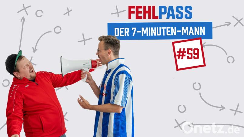 Alle herhören! In der neuen Folge geht es um einen sensationellen Hattrick, ein vermeintliches 66:0 und etwas, das Faktenschecki bereut(h). Bild: Marina Gube