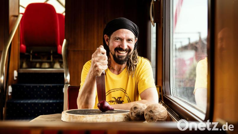 Steffen Prase ist einer der Gastköche beim Kulinarik-Fest von Jürgen Haas beim Sternwirt in Högen am Samstag, 28. September. Seine Reggae-Küche vereint seine beiden Leidenschaften: Vegetarisches und Jamaika. Bild:  Kathi Lepper