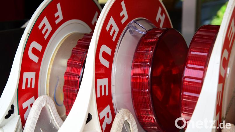 Eine unerlaubte Abfallbeseitigung löst in Schwarzenfeld einen Feuerwehreinsatz aus. Bild: ll