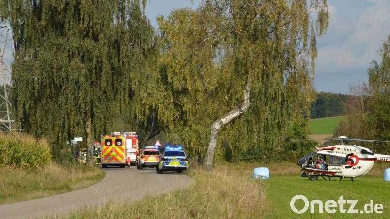 In Fiedlbühl bei Vohenstrauß ereignete sich am Montag ein Verkehrsunfall. Bild: dob