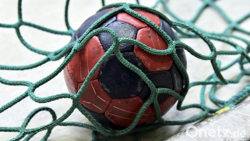 Der Ball landete zu wenig oft im gegnerischen Tor: Die Sulzbacher Handballerinnen zogen in Bayreuth den Kürzeren. Symbolbild: Hubert Ziegler
