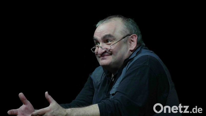 Sigi Zimmerschied liest und spielt aus seinem Stück Weissen. Bild: Dr. Christian Pachl/exb