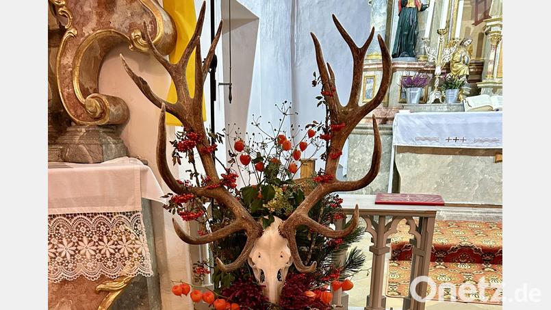 Mit einer Hubertusmesse in Erlheim werden die Wildwochen eröffnet. Bild: Isabel Lautenschlager/exb