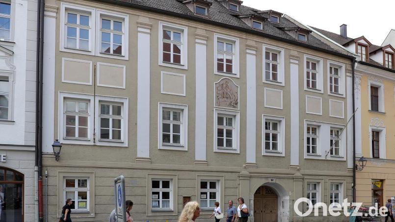 Der ehemalige Pfarrhof in der Rathausstraße 8 könnte bald Platz für die Tourist-Info bieten. Bild: Wolfgang Steinbacher