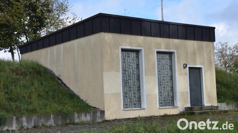 Auf dem 531 Meter hohen Münchshofener Berg bei Frauenhof steht der 900 Kubikmeter fassende Hochbehälter des Zweckverbands zur Wasserversorgung der Vils-Naab-Gruppe mit Sitz in Emhof. Bild: bö