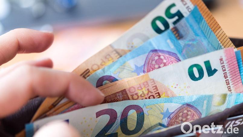 Die Finder des in Amberg verlorenen Geldbeutels haben sich gemeldet. Symbolbild: Monika Skolimowska/dpa