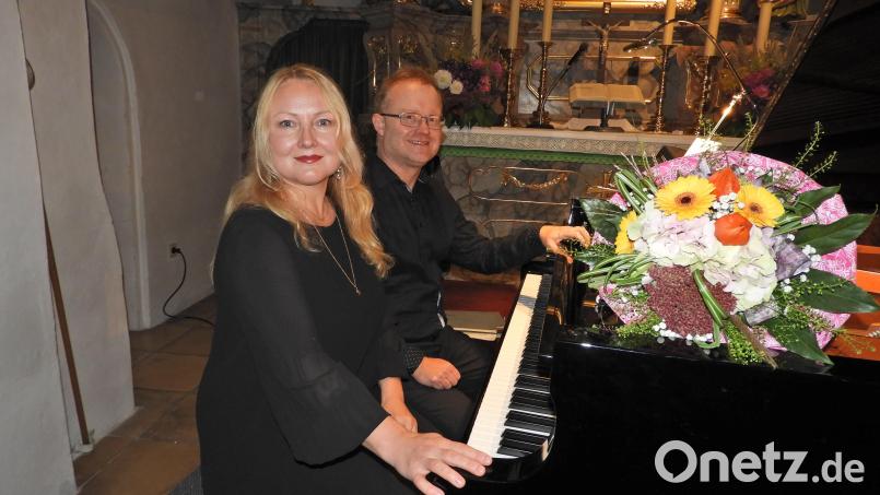 Das Klavierkonzert in Kohlberg mit Violetta und Alexej Novikov begeistert die Zuhörer. Bild: Winkler