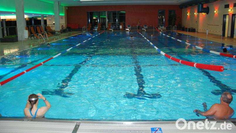 Mit jährlich rund 60.000 Badegästen ist das Kümmersbruck Aktivbad (KA2) gut besucht. Dennoch macht es ordentlich Miese. Bild: gsp