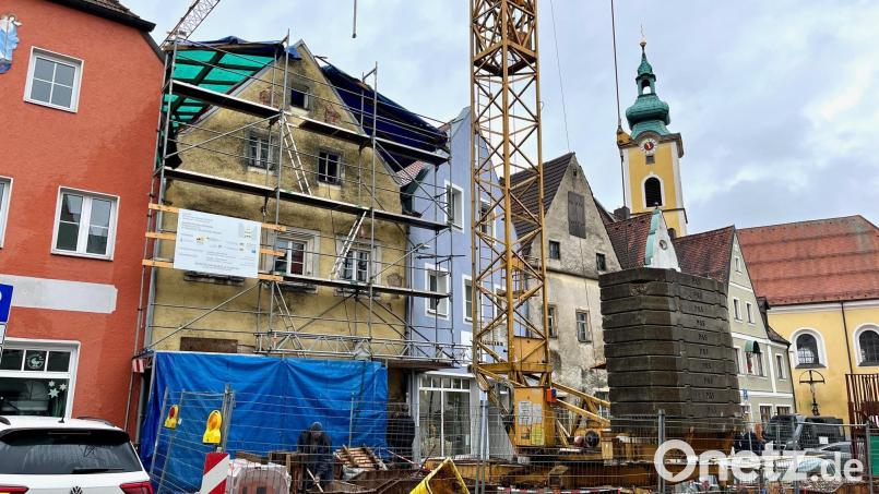 Aktuell laufen die Bauarbeiten. Sie sollen Ende 2025 angeschlossen sein. Bild: Gabi Schönberger