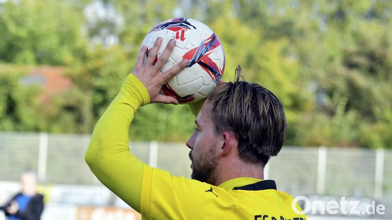 Gute Einwürfe reichen nicht: Der FC Amberg verlor sein Heimspiel gegen den TSV Bogen mit 1:2. Bild: Hubert Ziegler