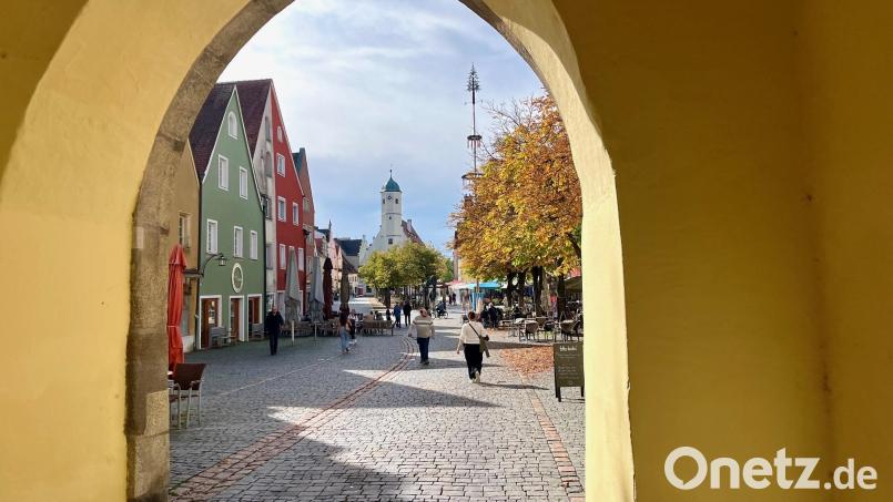 Bald gibt es hier am Unteren Tor kein Durchkommen mehr. Diesen Donnerstag, 10. Oktober, starten die Bauarbeiten für das Projekt „Barrierefreie Innenstadt“. Bild: Gabi Schönberger