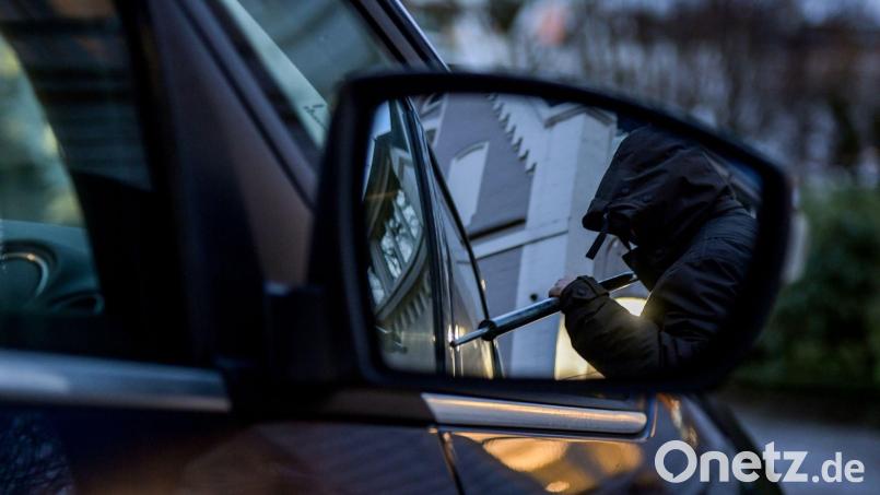 Männer aus Bamberg haben in ganz Bayern Autos aufgebrochen. Symbolbild: Axel Heimken/dpa