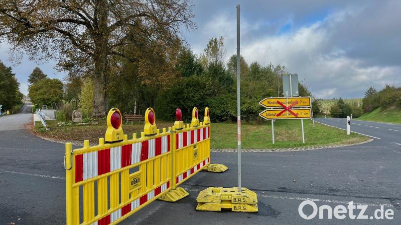 Die Windischeschenbacher Straße am Stadtrand von Neustadt bleibt bis Anfang November gesperrt. Bild: ui