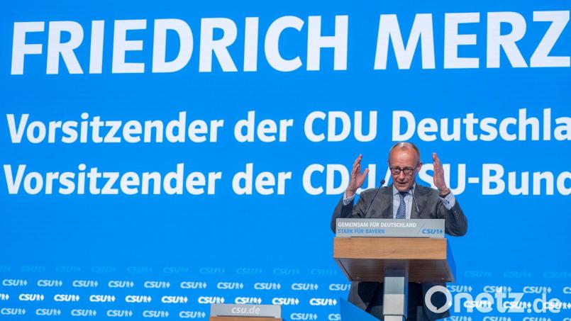 Klare Worte von Friedrich Merz auf dem CSU-Parteitag. Bild: Peter Kneffel/dpa