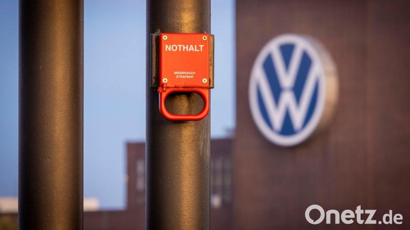 VW hat angekündigt, seinen Sparkurs notgedrungen zu verschärfen. (Archivbild) Bild: Moritz Frankenberg/dpa