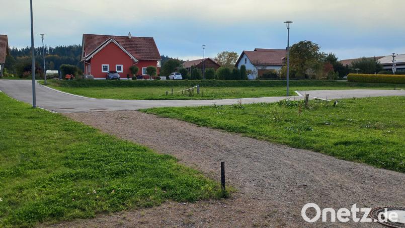 Für die vier Bauplätze in der neuen Schulstraße hat der Gemeinderat nun Verkaufspreise festgelegt. Bild: mnt