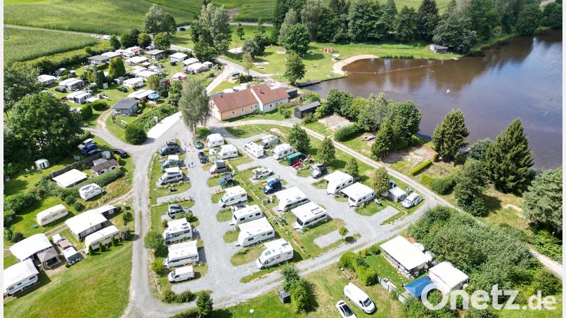 Der Krummennaaber Gemeinderat stimmt dem überarbeiteten Bauleitplan für den Erlenweiher in Thumsenreuth zu. Die Pläne gehen nun in die zweite Auslegerunde. Bild: nza