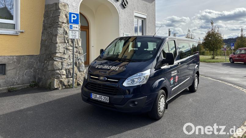 Das bisherige VG-Mobil der Gemeinden Krummennaab und Reuth bei Erbendorf wird demnächst durch ein neues Fahrzeug ersetzt. Bild: Tristan Hagspiel
