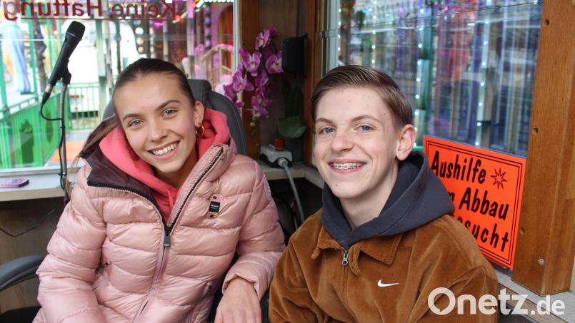 Als Schaustellerkinder immer auf Achse: die 13-jährige Megan und ihr ein Jahr älterer Cousin Mike. Bild: Jennifer Battaglia