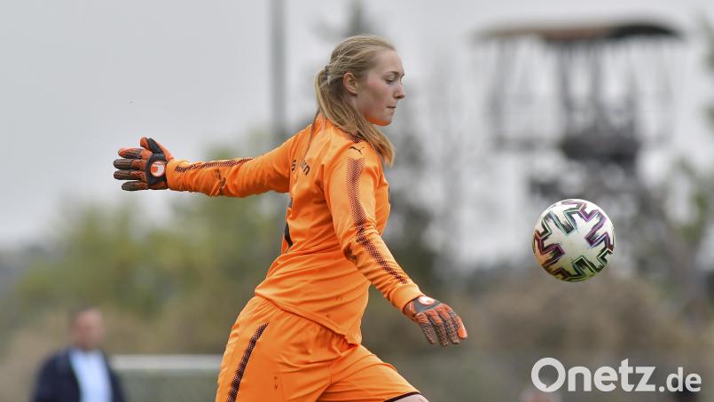 Franziska Spies rettete dem TSV Theuern mit einigen tollen Paraden den Punktgewinn in Weinberg. Archivbild: Hubert Ziegler