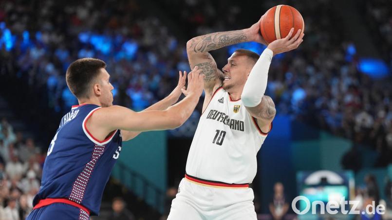 Daniel Theis verschwendet keinen Gedanken an einen Rücktritt aus dem Nationalteam. Bild: Marcus Brandt/dpa