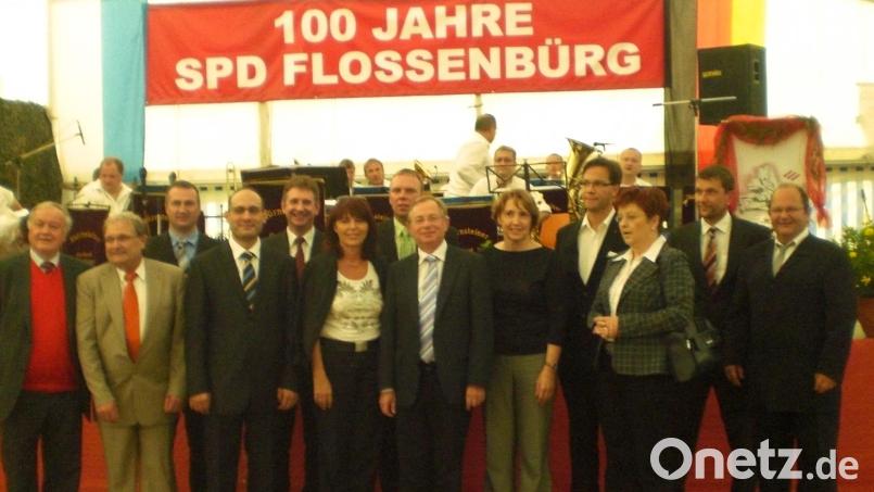 Vor 15 Jahren konnten die Flossenbürger Sozialdemokraten ihr 100-jähriges Bestehen mit zahlreichen Ehrengästen feiern. Bild: SPD-Ortsverein Flossenbürg Archivbild: SPD-Ortsverein Flossenbürg/exb