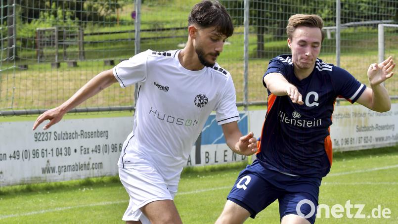 Fatih Boynuegrioglu (links/Szene aus einem früheren Spiel) erzielte beim Gebenbacher Sieg in Eltersdorf beide Treffer für die DJK. Archivbild: Hubert Ziegler