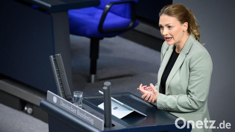 Die Opposition im Landtag kritisiert Bayerns Gesundheitsministerin Judith Gerlach für ihren Sieben-Punkte-Plan zur Unterstützung der Kliniken. Symbolbild: Bernd von Jutrczenka /dpa