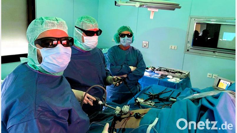 Boyan Minkov und sein Team nutzen die 3D-4K-ICG-Laparoskopie. Bild: Boyan Minkow/exb