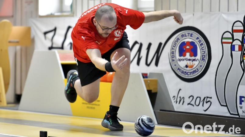 Michael Oettl und Rot-Weiss Hirschau empfangen am Samstag den SC Luhe-Wildenau. Archivbild: Hubert Ziegler