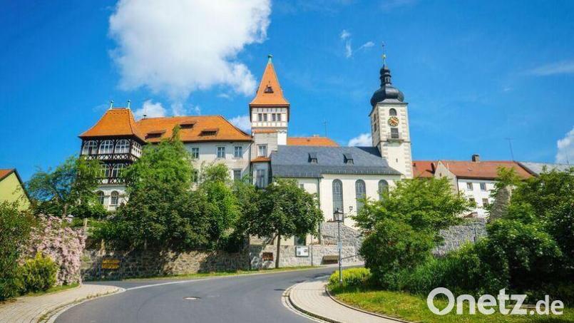 Schloss Brand im Osten von Marktredwitz kann bei Führungen besichtigt werden. Bild: Stadt Marktredwitz/exb