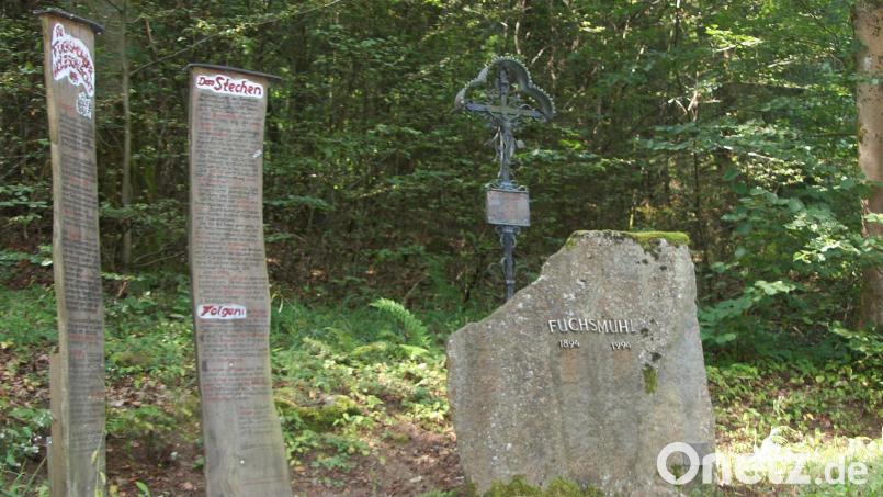 In der Waldabteilung &quot;Schrammlohe&quot;, in der dortigen Waldflur &quot;In der Reuth&quot;, steht ein Mahnmal, das an die Ereignisse vor 130 Jahren erinnert. Bild: wro
