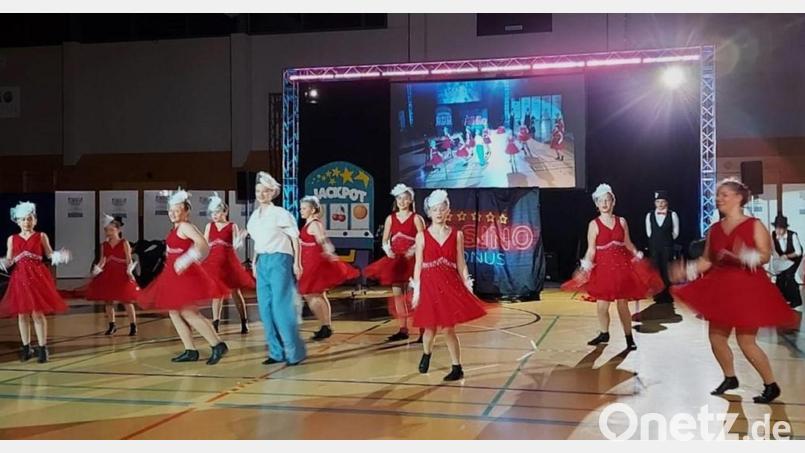 Eine neue Inszenierung von Grün-Weiß ist der &quot;Hutmacher-Schautanz Las Vegas&quot;, der bei der Sportgala hervorragend ankommt. Bild: lg
