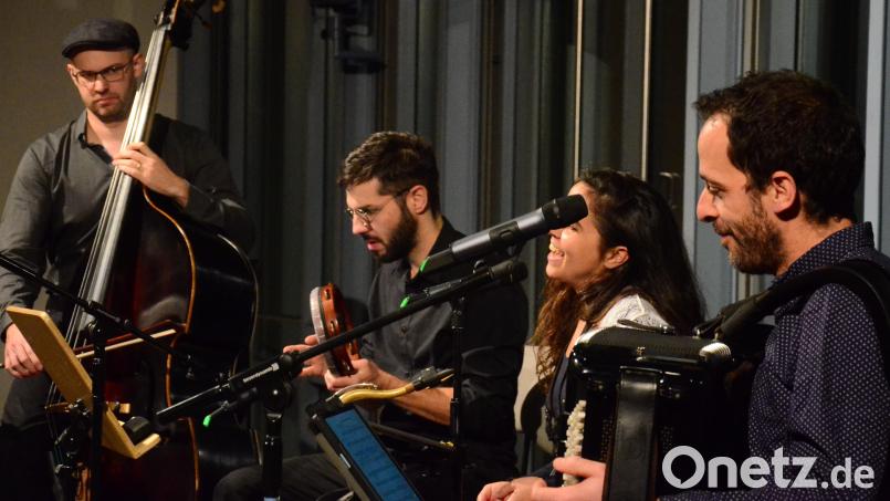 Die Berliner Band &quot;Davagariko&quot; präsentiert in Weiden eine ganz persönliche Form sephardischer Musik. Bild: Kunz