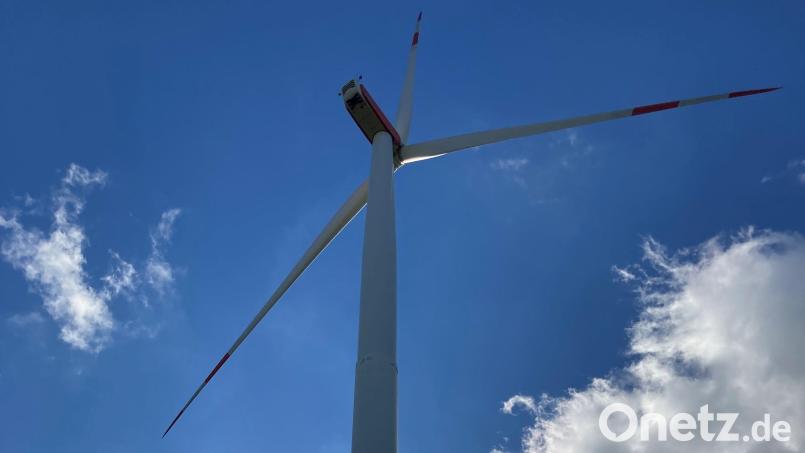 Welche Standorte wären für Windkraft denkbar? Der Planungsverband hat für die Zielvorgaben Bayerns Flächen nachzumelden. Einige davon betreffen Teunz. Nun wird der Gemeinderat um seine Stellungnahme gebeten. Symbolbild: srö