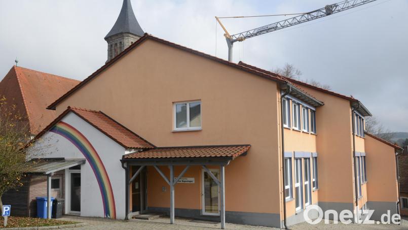 Der Markt Floß muss sich laut Vertrag mit 80 Prozent am Betriebskostendefizit für die Kita &quot;Unterm Regenbogen&quot; beteiligen. Bild: bey