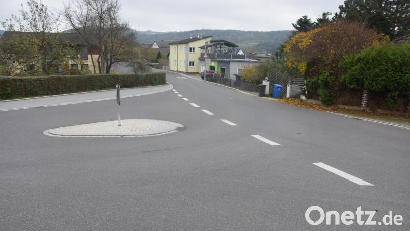 Der Stachus vorne, die Pirker Straße in Trebsau. Welchem Ausbaurecht unterliegt sie nun? Und was hat das für finanzielle Folgen? Bild: fz