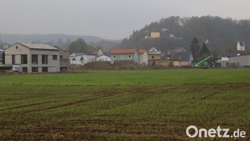 In Rieden wie hier im Neubaugebiet In der Breite gelten ab Anfang 2025 neue Hebesätze für die Grundsteuern A und B. Sie werden von 350 auf 250 Prozent gesenkt. Bild: mrr