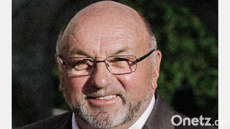 Der langjährige Gemeinderat und Zweite Bürgermeister Reinhard Kapustenski ist im Alter von 76 Jahren verstorben. Bild: Familie Suttner/exb