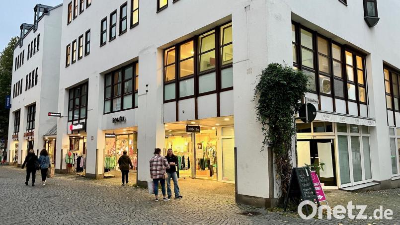 Für die Ladenzeile in der Wörthstraße gibt es neue Pläne. Bild: Gabi Schönberger