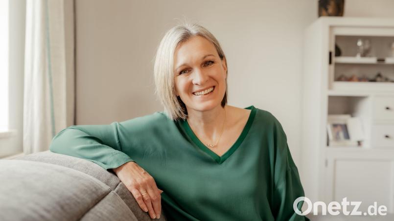 Wer möchte nicht gesund und vital altern? Doris Völkl aus Waldthurn ist Präventologin und weiß, das möglich ist. Bild: Julia Gnan/exb
