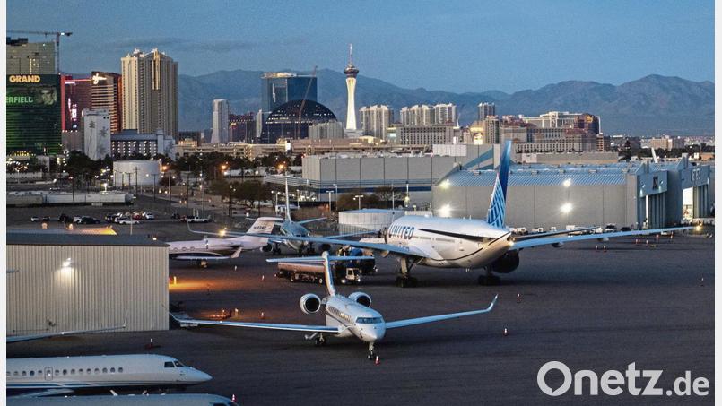 Flugpassagiere in den USA haben jetzt verbesserte Rechte bei Verspätungen und Ausfällen. Archivbild:  Zacharie Scheurer/dpa