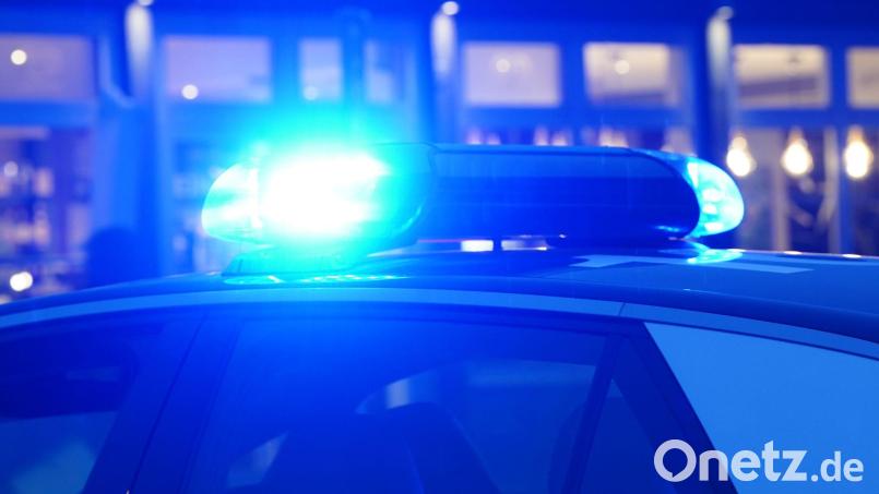 Polizei findet in einem Erlanger Haus ein großes Waffenlager. (Symbolbild) Bild: Marcus Brandt/dpa
