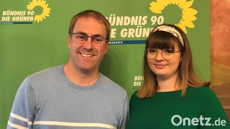 Merten Niebelschütz und Madeleine Schneider sind die Bezirksvorsitzenden der Grünen in der Oberpfalz. Bild: Michael Stolzenberg
