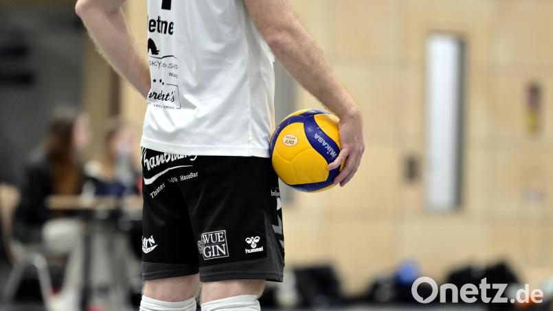 Nach zwei Siegen kassierten die Regionalliga-Volleyballer des VC/DJK Amberg eine 1:3-Niederlage beim SVS Türkheim. Symbolbild: Hubert Ziegler
