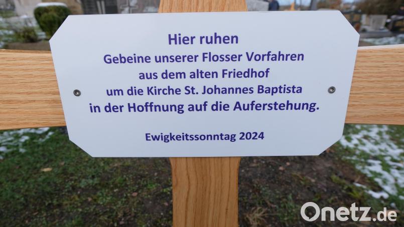 Gebeine aus dem frühen 17. Jahrhundert fanden in der neuen evangelischen Friedhofanlage ihre letzte Ruhestätte. Bild: le