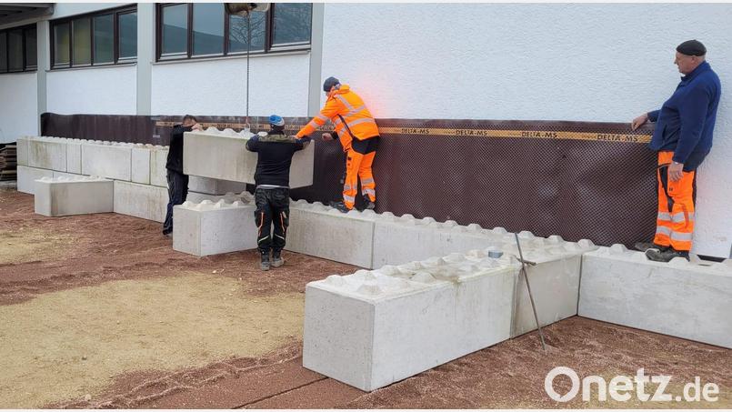 Auf ein neu ausgebauten Lagerplatz beim städtischen Bauhof kann künftig Schüttgut wie Sande und Schotter gelagert werden. Bild: Stadt Schnaittenbach
