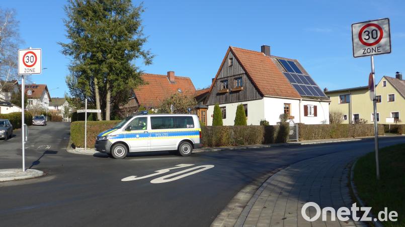 Die Kleinklenauer Straße ist seit knapp einem halben Jahr Tempo-30-Zone. Die Verkehrsregelung in dem Wohngebiet am Ziegelanger war schon mehrmals Thema im Bauausschuss und Stadtrat. Bild: tss